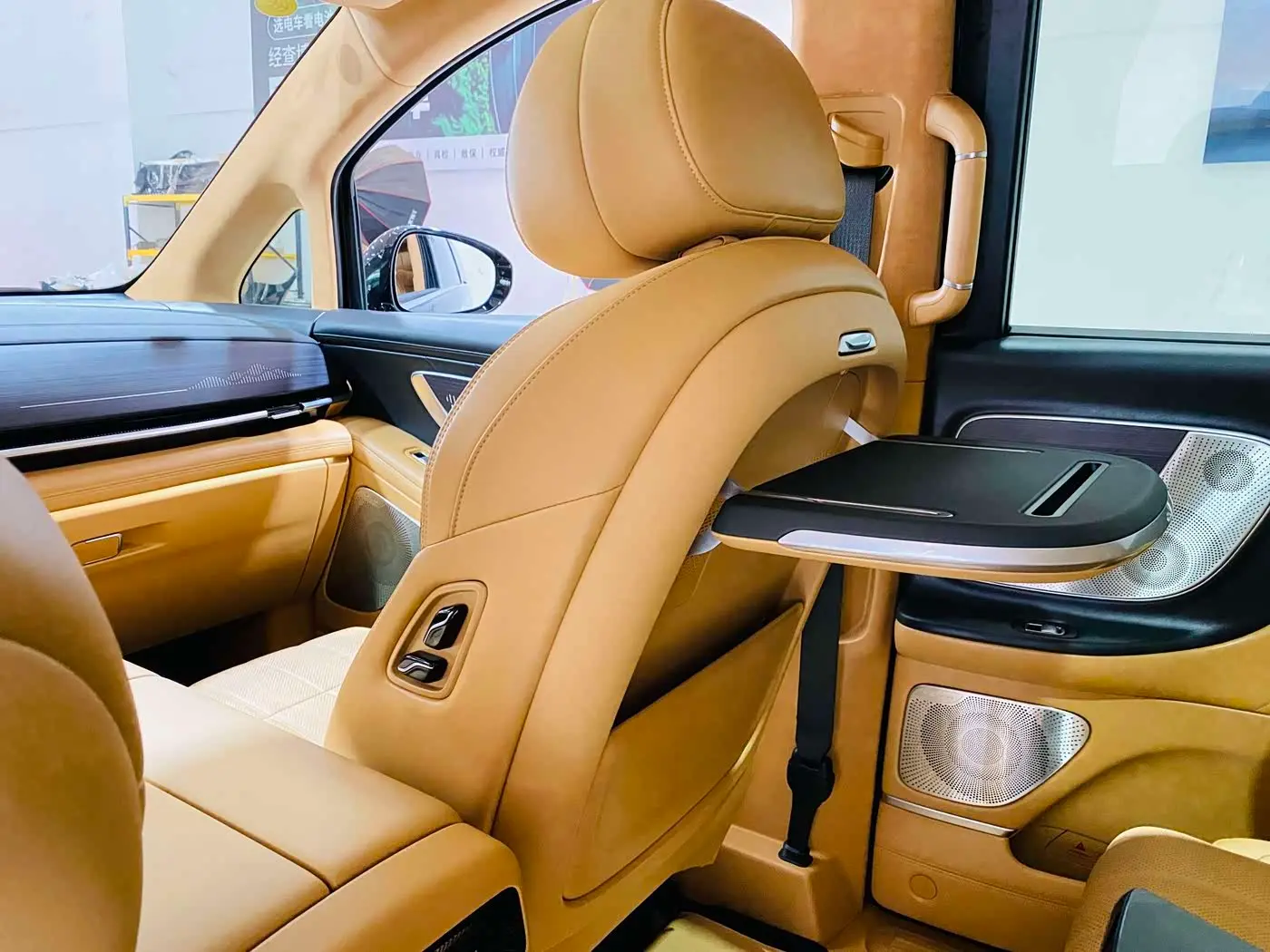 Voyah Auto Voyah Dreamer 2025 — Photo 11/20