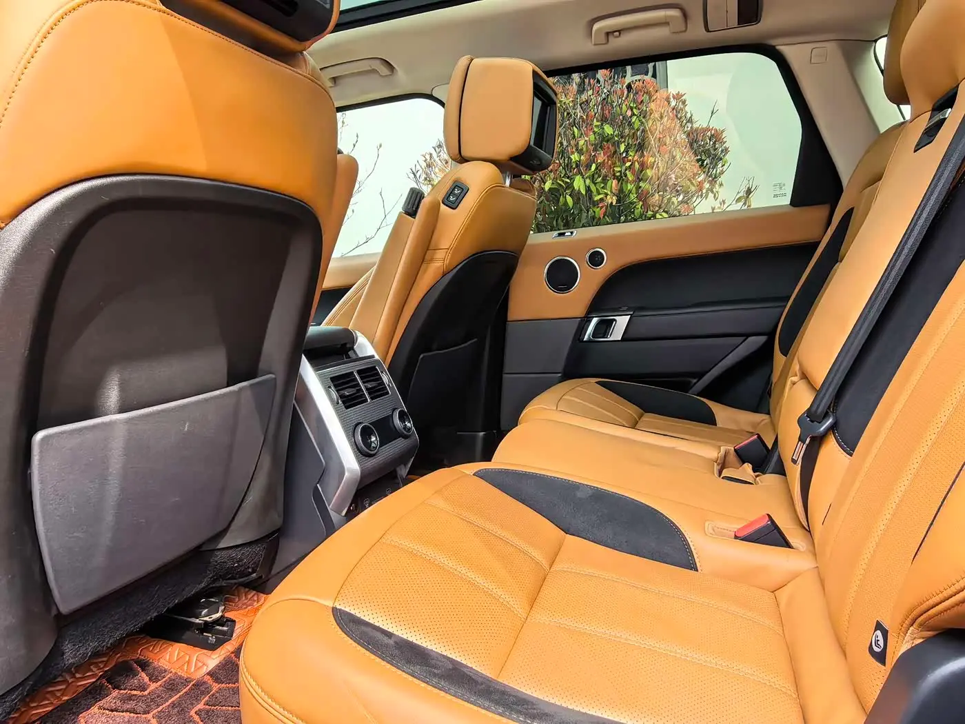 Land Rover Range Rover Sport 2020 — Şəkil 6/10
