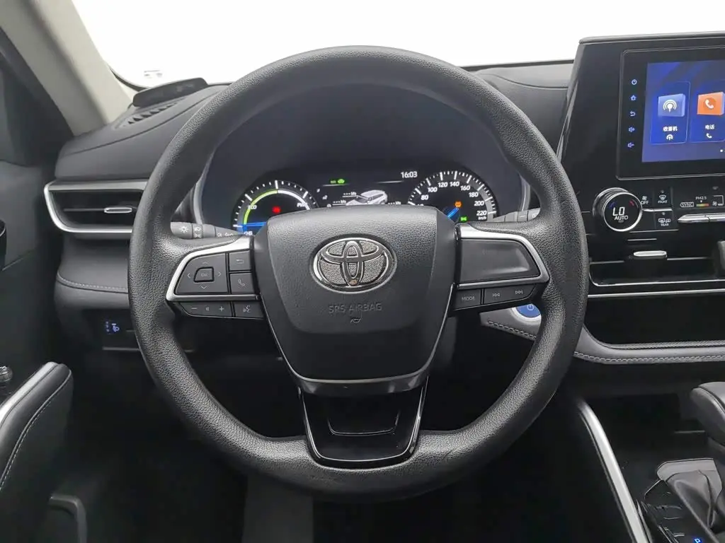 Toyota Highlander 2022 — Şəkil 11/20