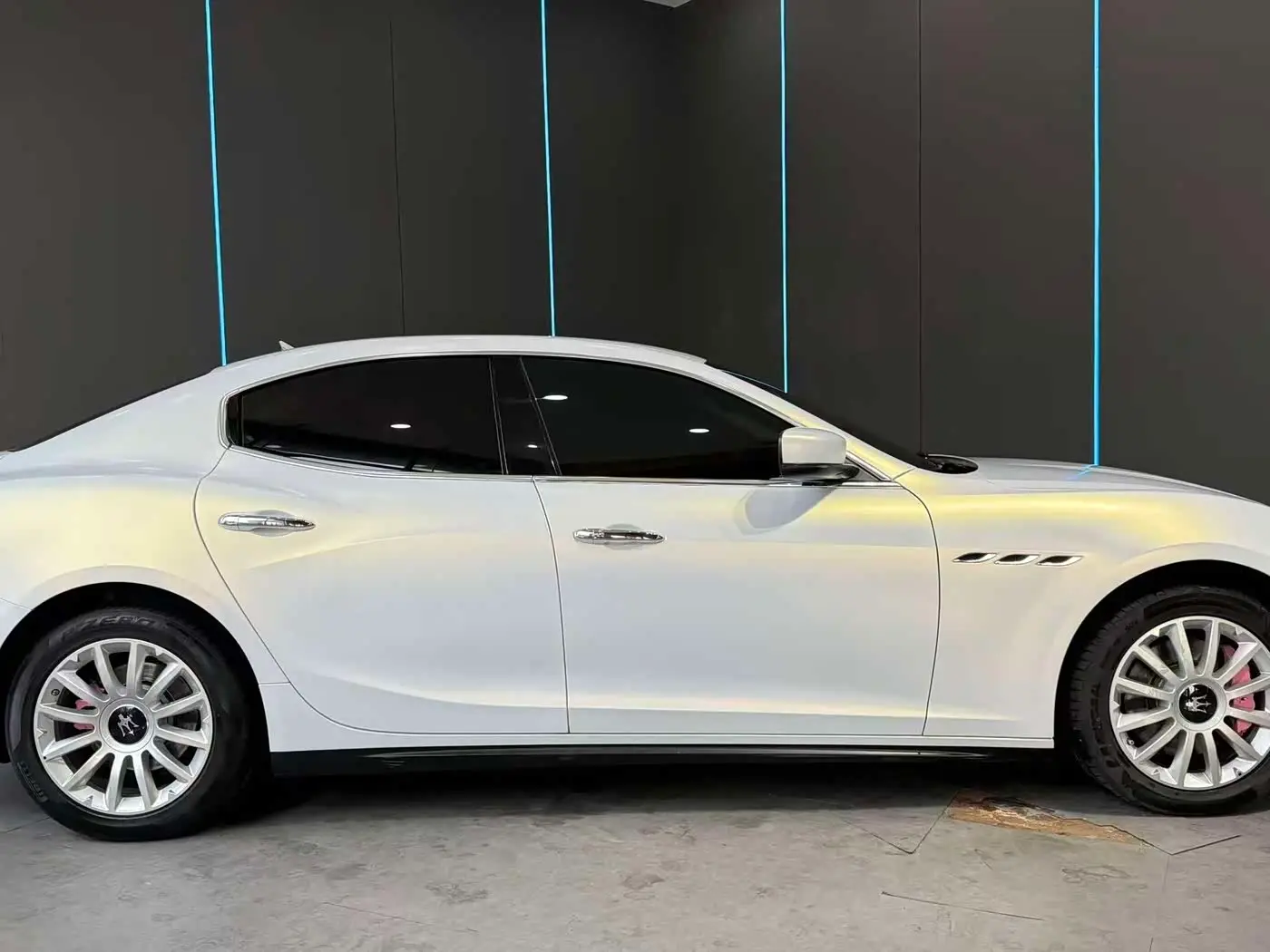 Maserati Ghibli 2016 — Photo 5/12