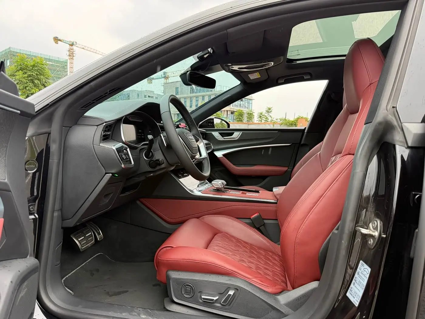 Audi A7L 2024 — Şəkil 7/17