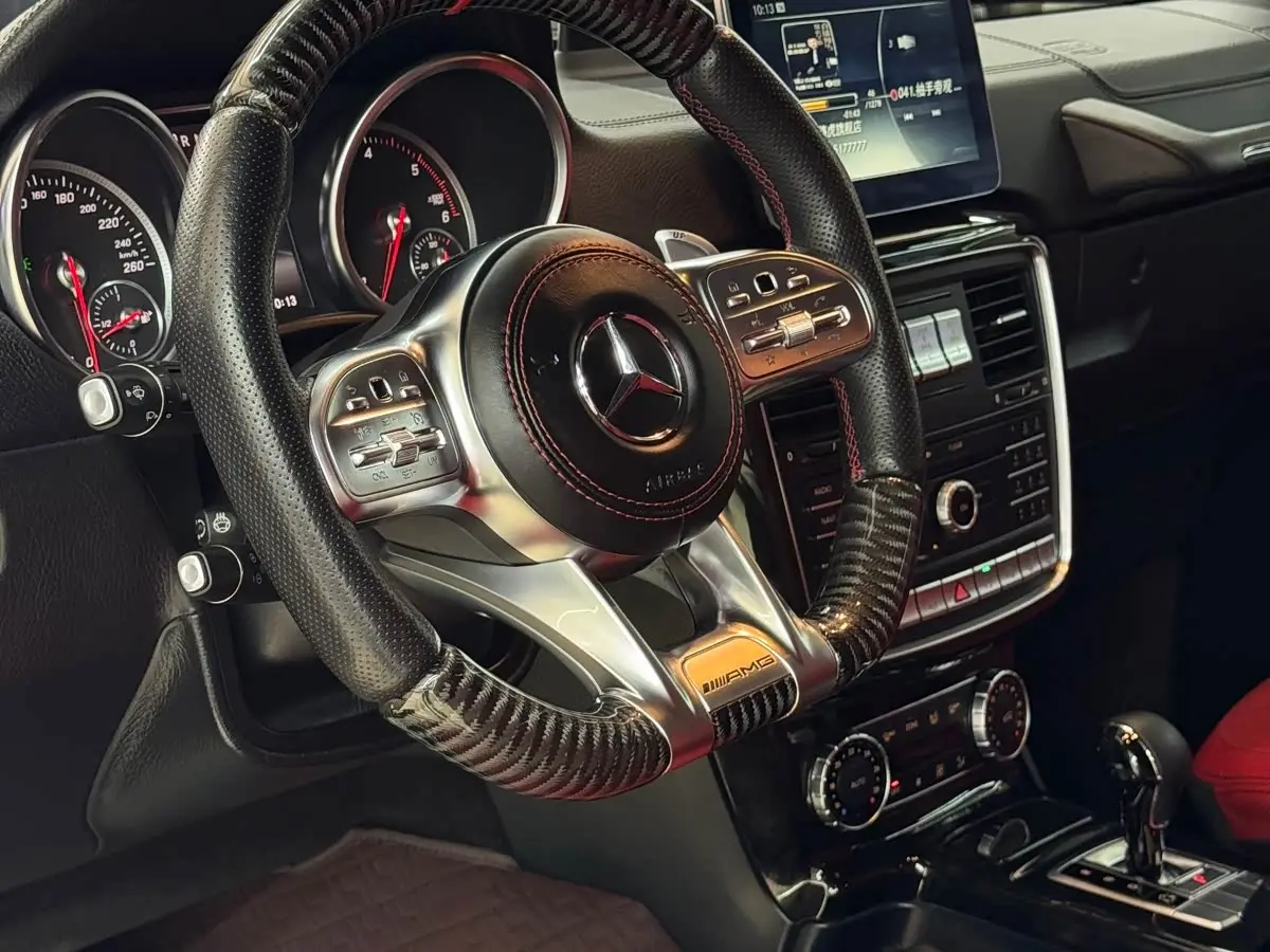 Mercedes-Benz G-Class 2018 — Photo 8/20
