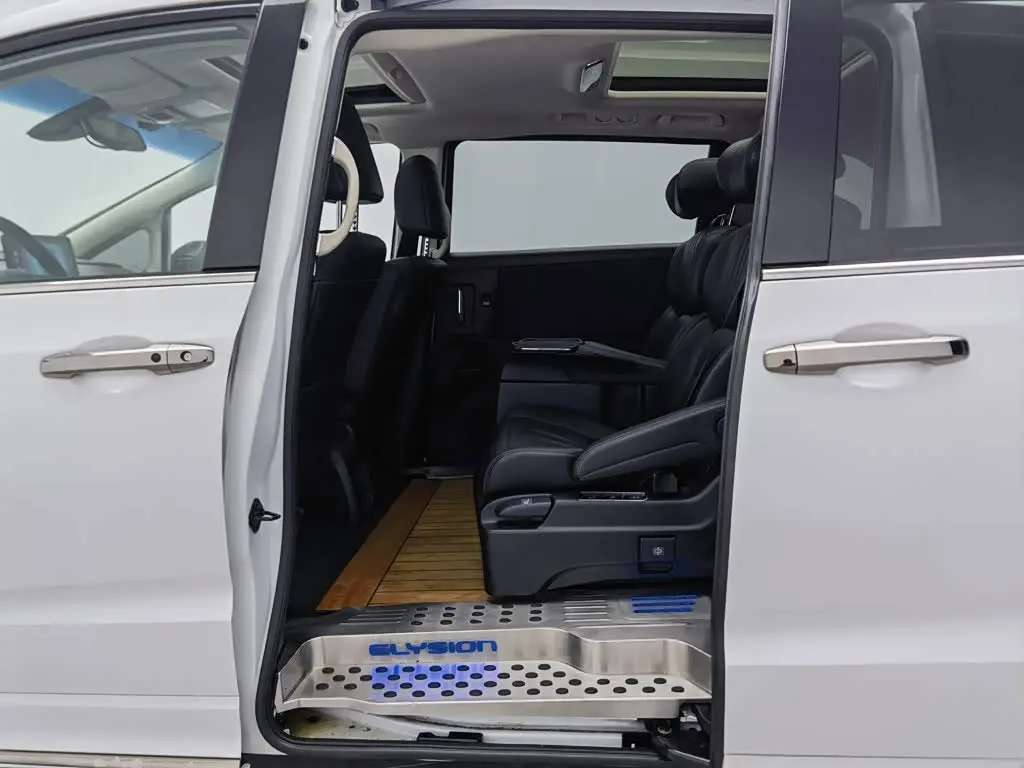 Honda Odyssey 2022 — Şəkil 15/20