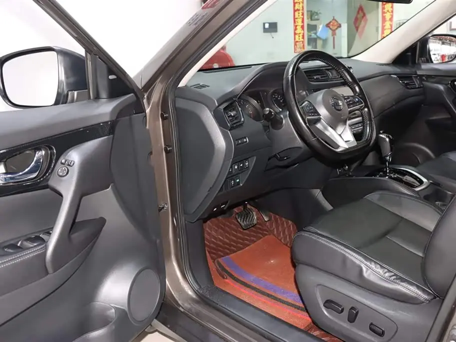 Nissan X-Trail 2021 — Photo 8/20