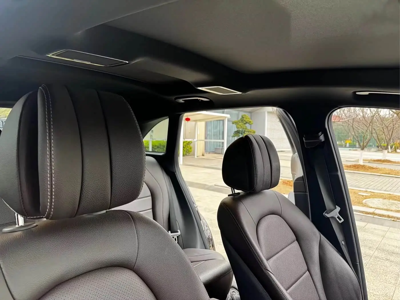 Mercedes-Benz GLC 2020 — Фото 12/13