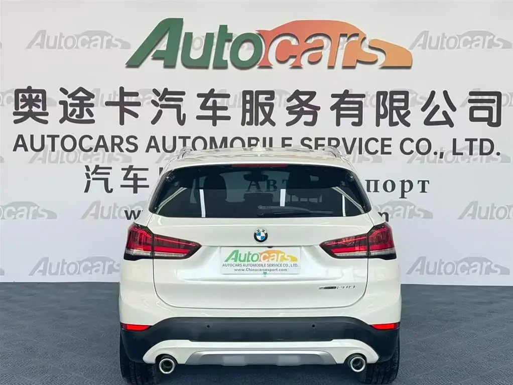 BMW X1 2022 — Photo 5/9