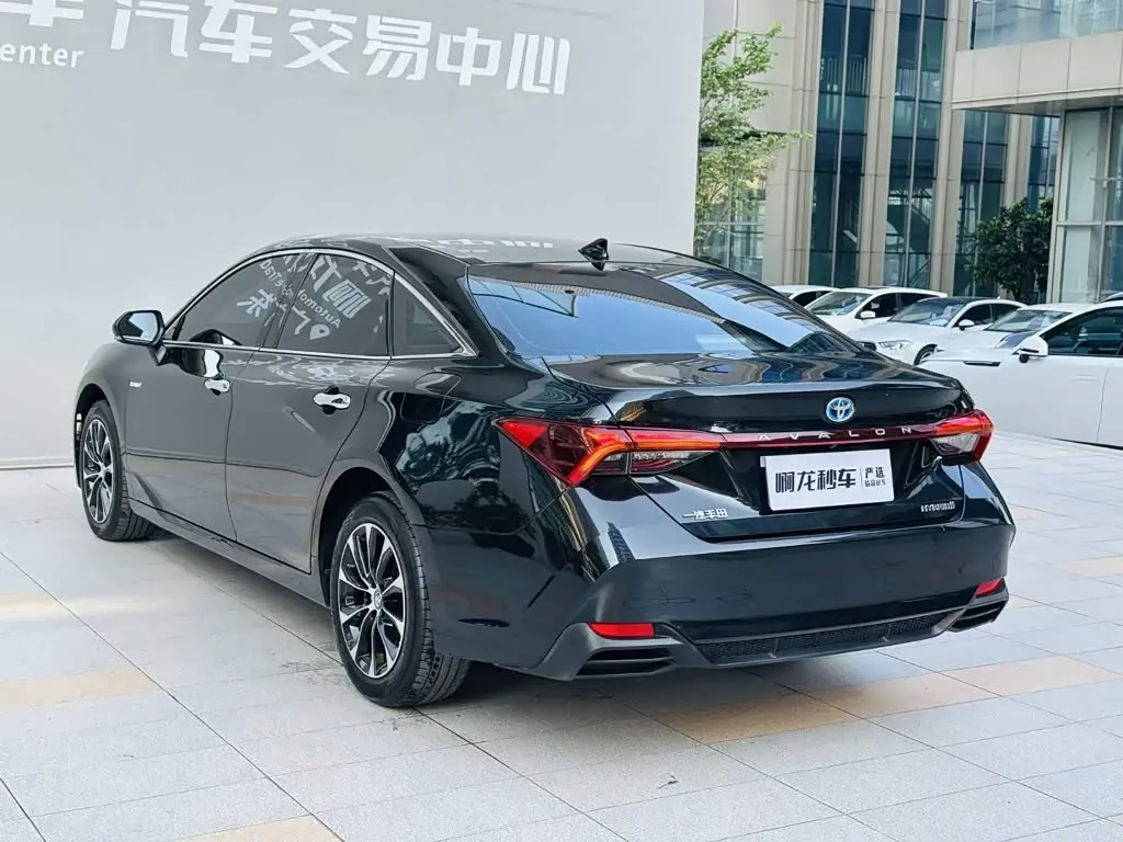 Toyota Avalon 2023 — Şəkil 16/20