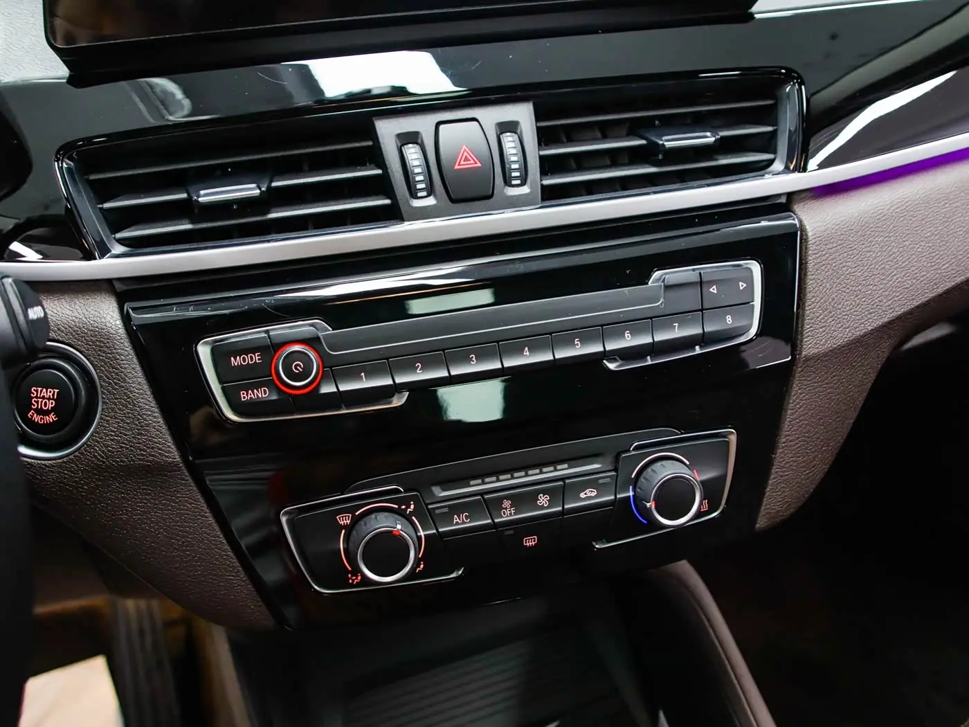 BMW X1 2022 — Фото 10/20