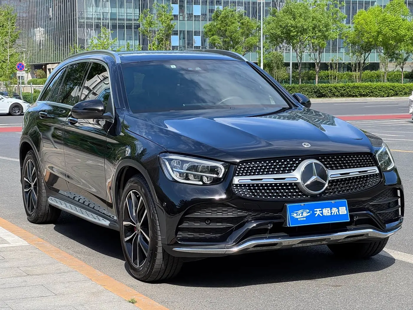 Mercedes-Benz GLC 2022 — Photo 3/20