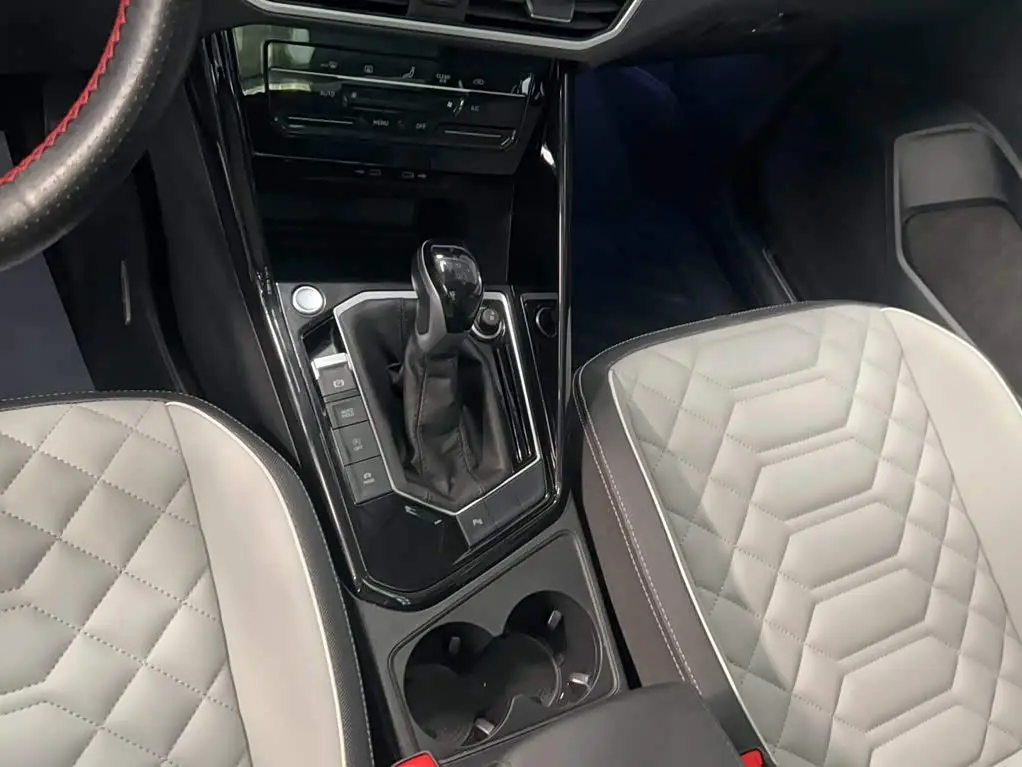 Volkswagen Tayron 2024 — ფოტო 7/20