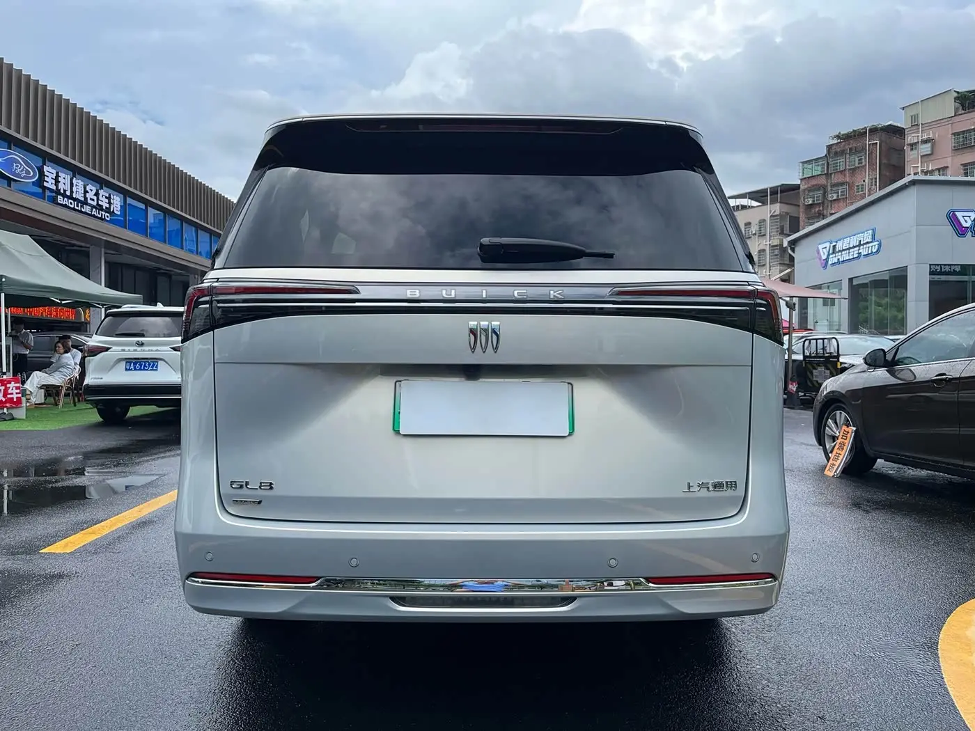Buick GL8 New Energy 2025 — Photo 5/20