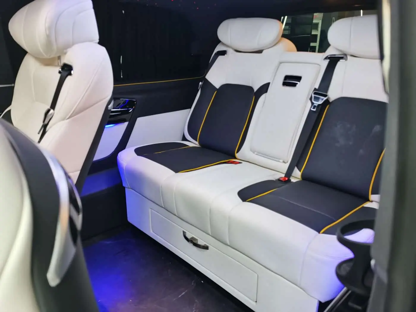 Mercedes-Benz Vito 2024 — Şəkil 13/15