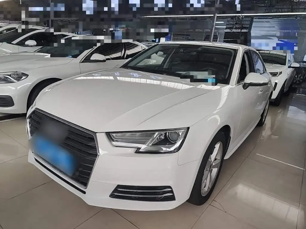 Audi A4L 2019 — Şəkil 1/20