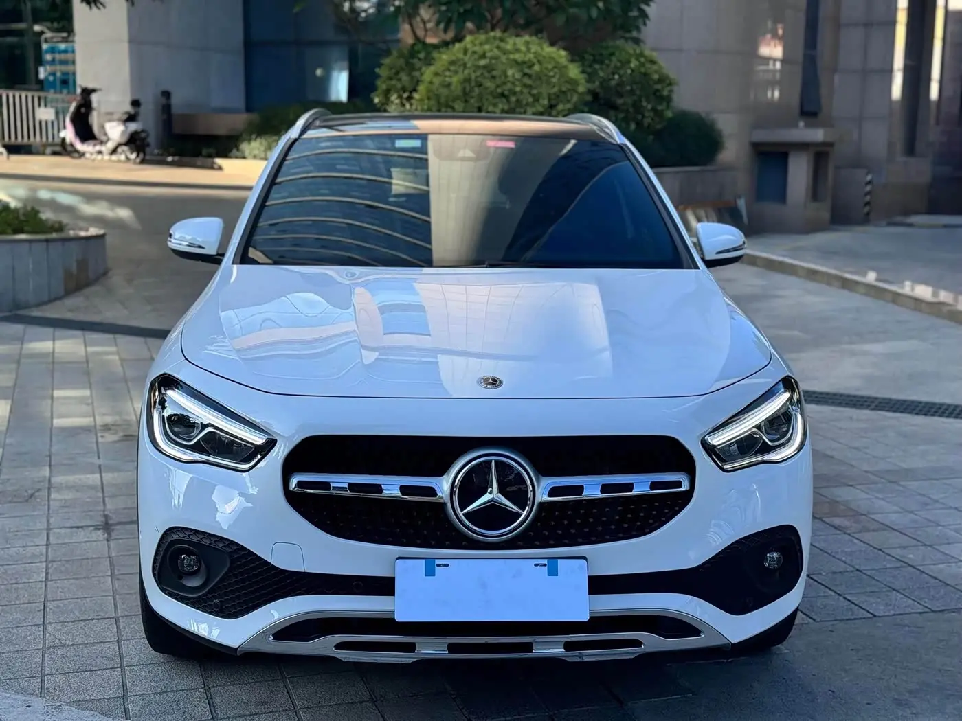 Mercedes-Benz GLA 2020 — Фото 1/9