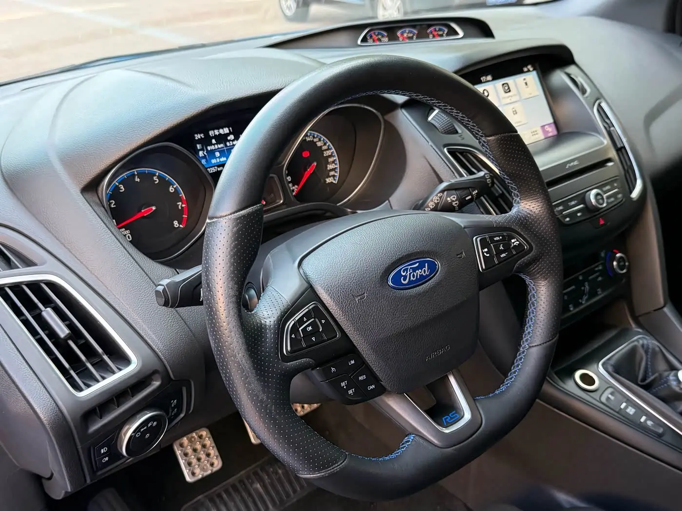 Ford Focus 2016 — Фото 9/13