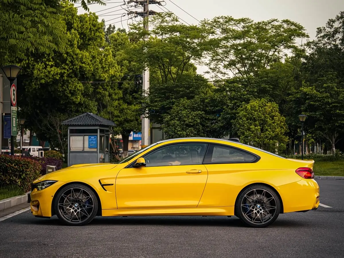 BMW M4 2018 — Photo 3/17