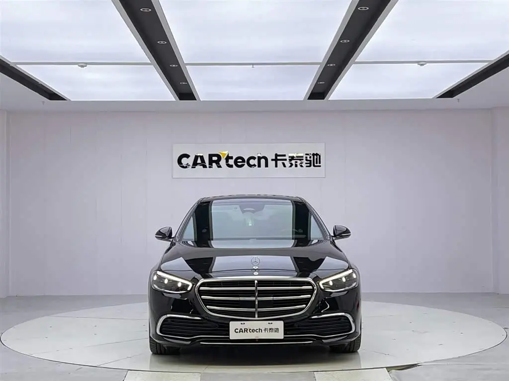 Mercedes-Benz S-Class 2023 — Photo 8/20