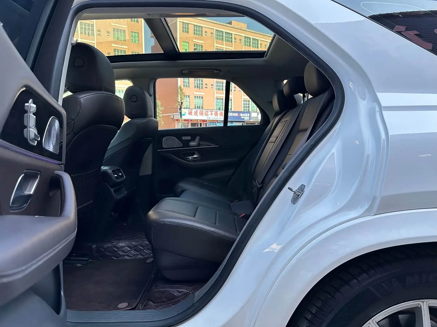 Mercedes-Benz GLE 2019 — Şəkil 9/16