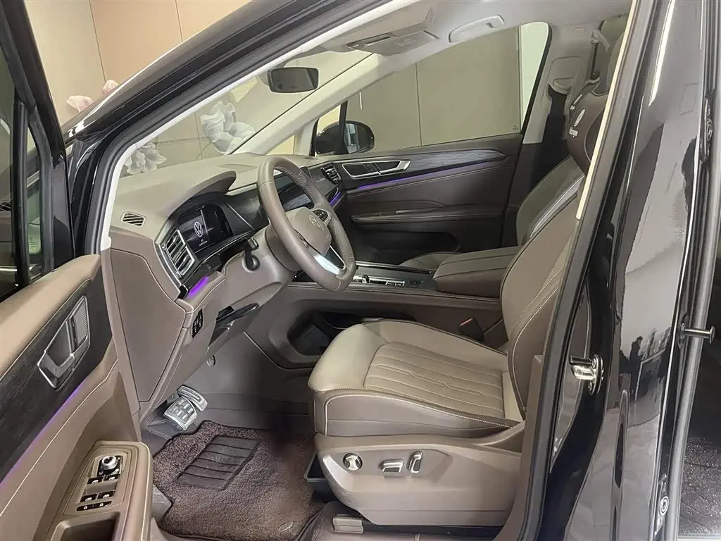 Volkswagen Viloran 2024 — Şəkil 16/20