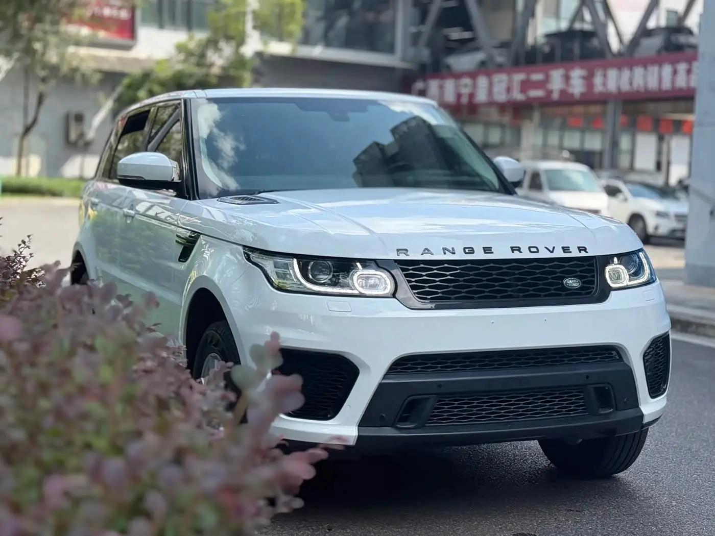 Land Rover Range Rover Sport 2015 — Photo 3/9