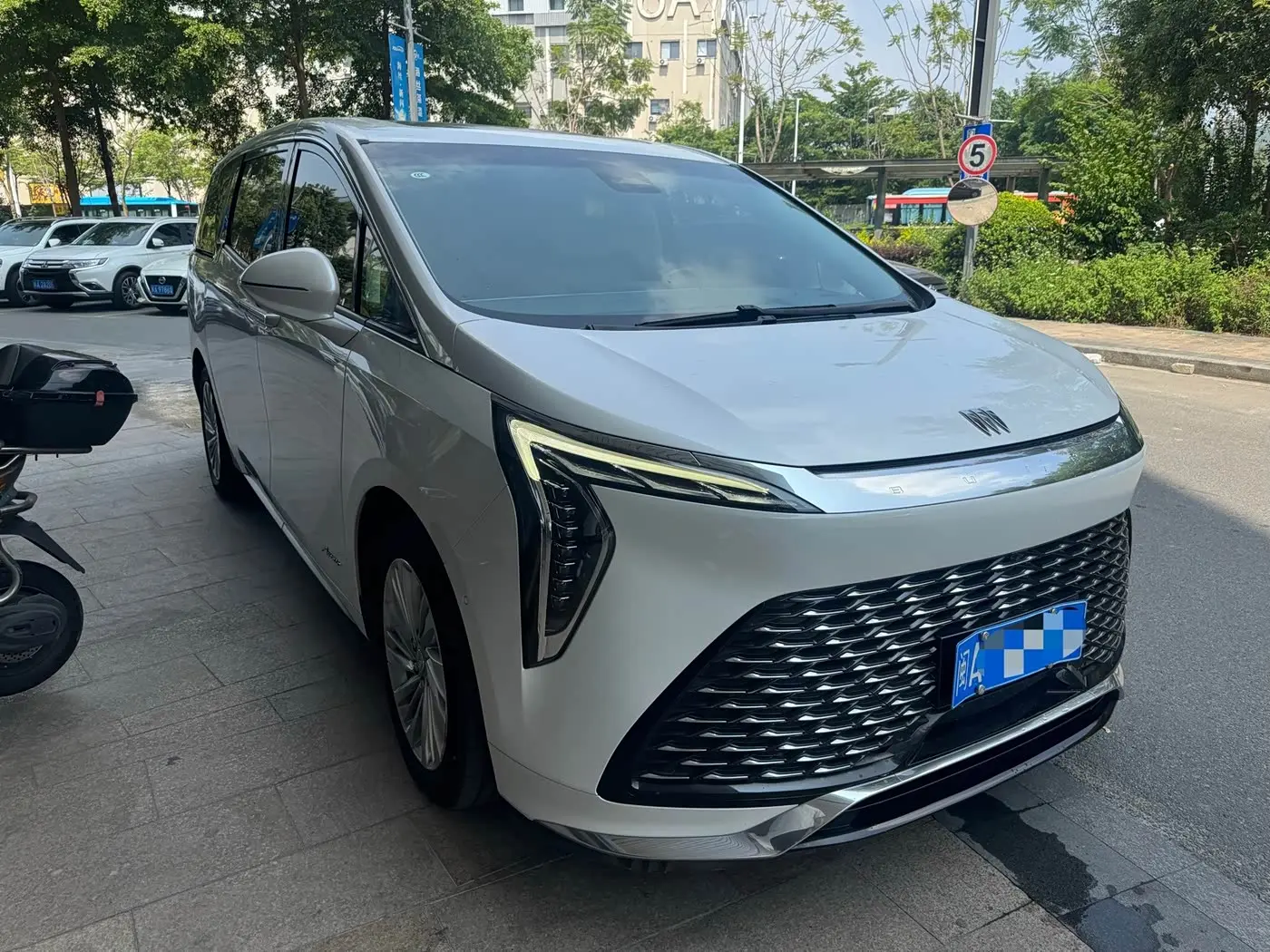 Buick Century 2023 — Şəkil 2/10