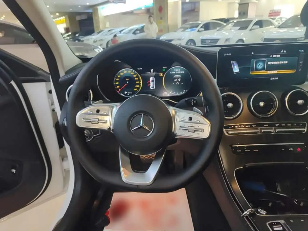 Mercedes-Benz C-Class 2021 — Фото 8/20