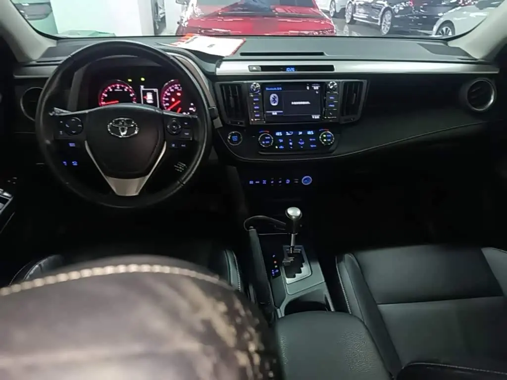Toyota RAV4 Rongfang 2018 — Фото 10/20