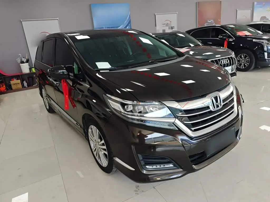 Honda Elysion 2017 — Photo 20/20