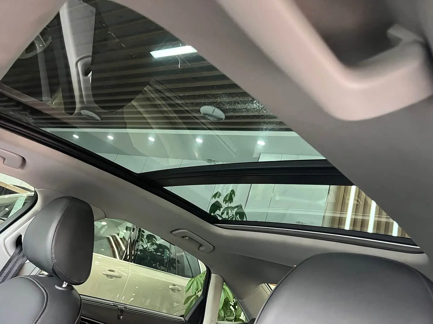 Audi A6L 2017 — Photo 13/16