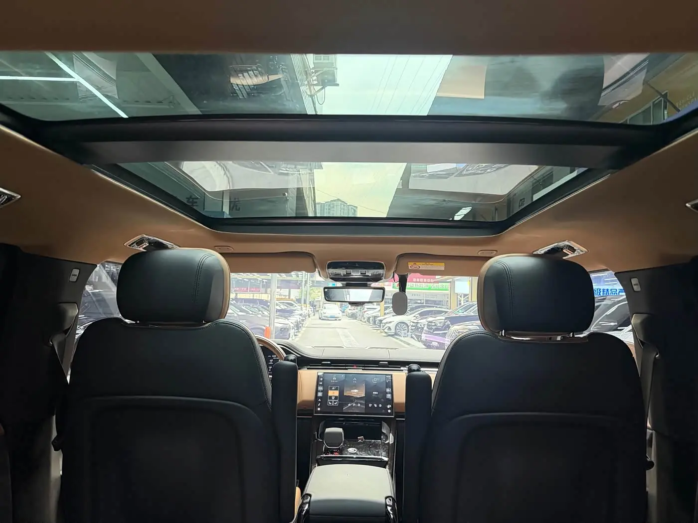 Land Rover Range Rover Sport 2024 — Фото 18/20