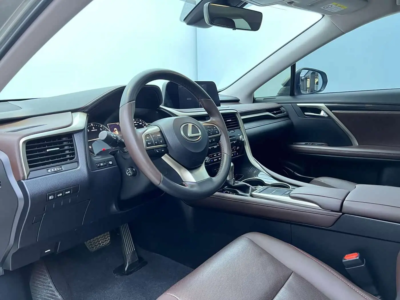 Lexus RX 2022 — Şəkil 7/9