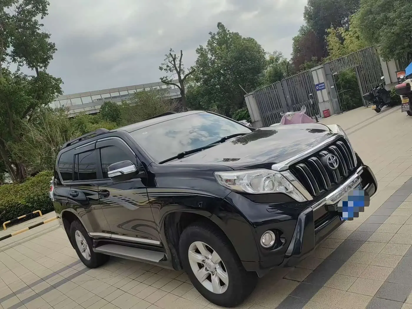 Toyota Prado 2016 — Фото 3/9