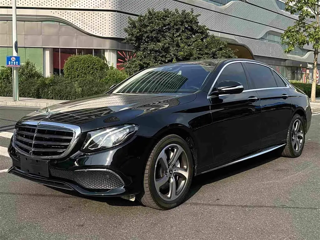 Mercedes-Benz E-Class, 2017