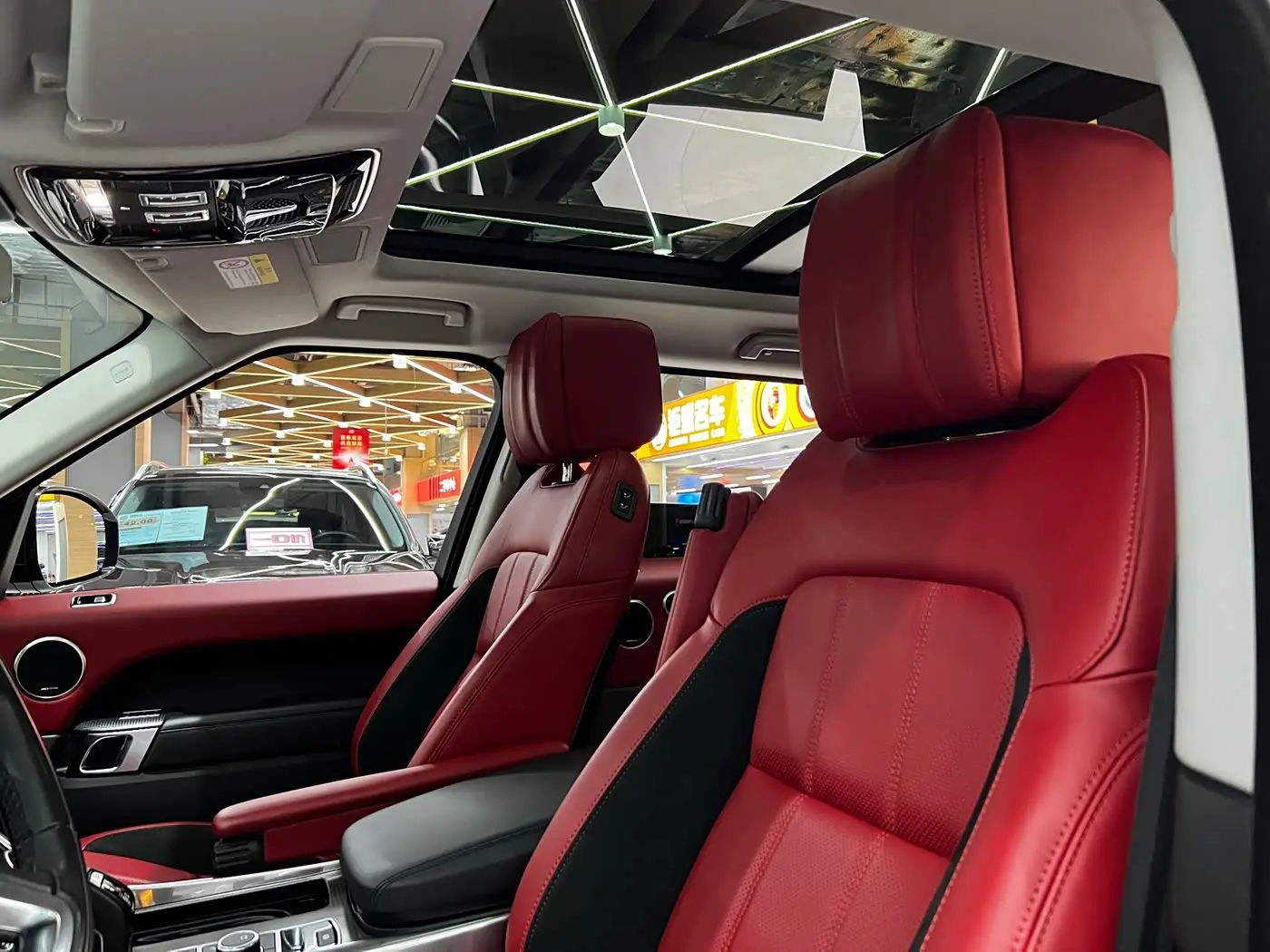 Land Rover Range Rover Sport 2020 — Şəkil 8/15