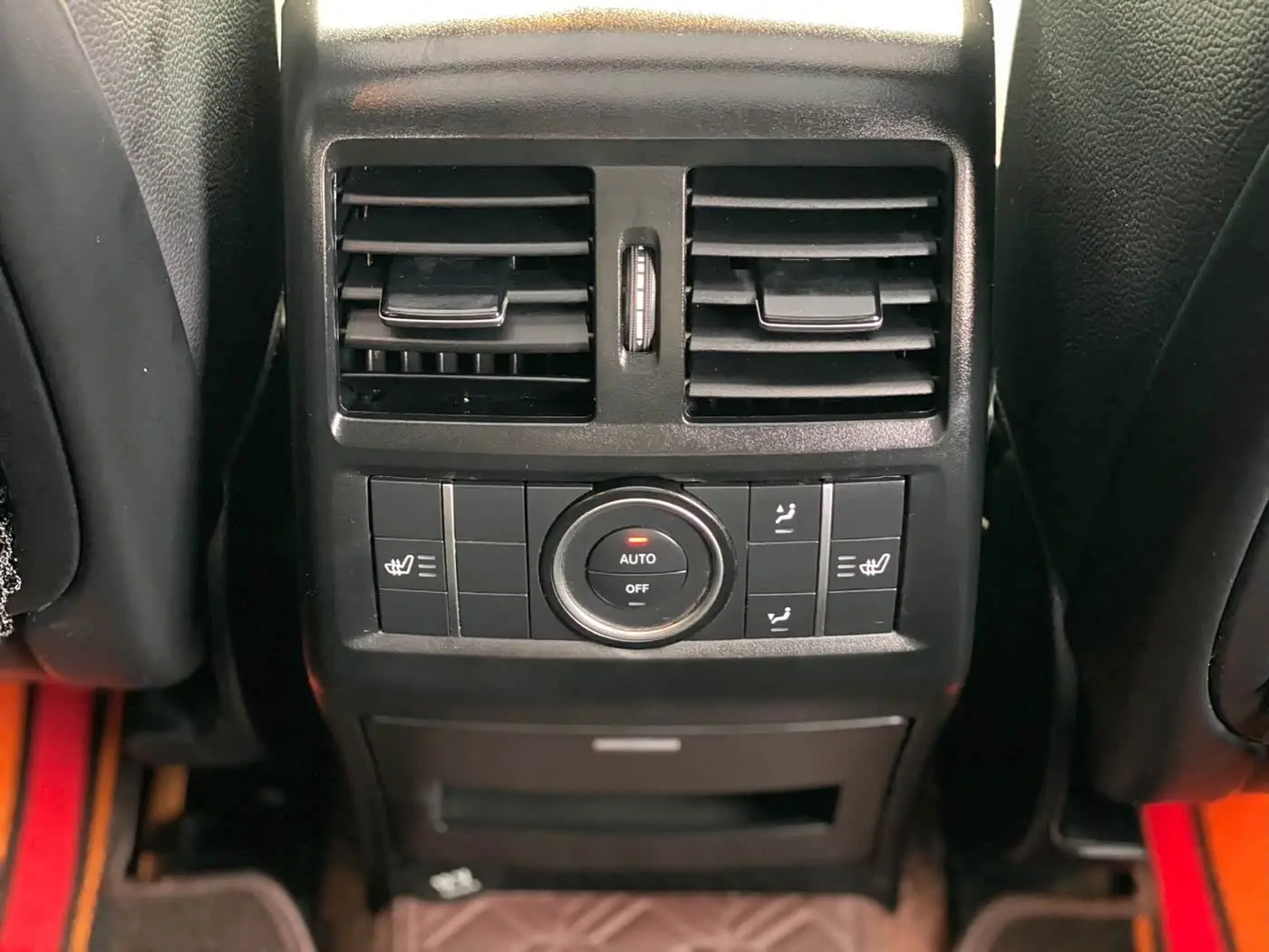 Mercedes-Benz GLE 2017 — Фото 20/20