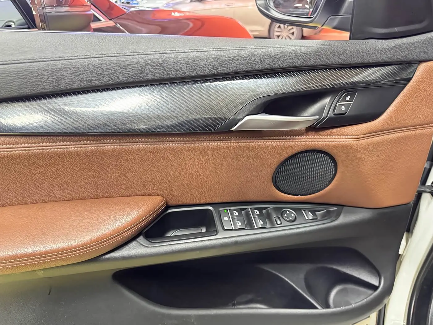BMW X6 2019 — Photo 10/14