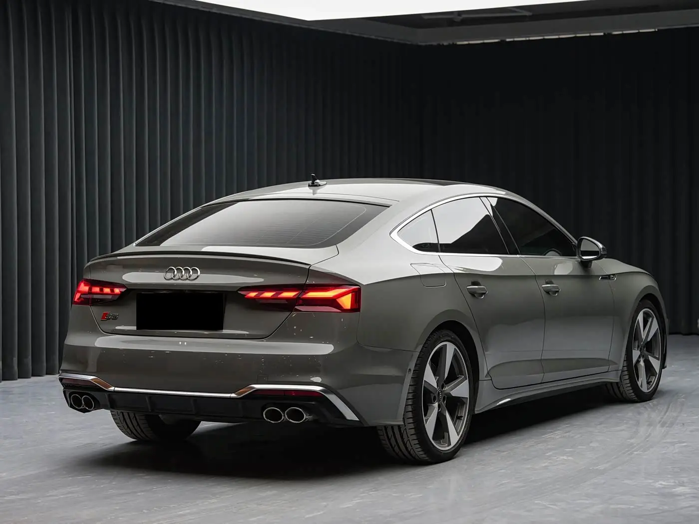 Audi S5 2021 — Фото 6/20