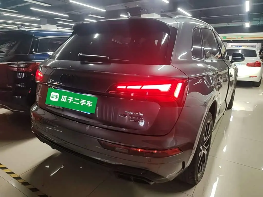 Audi Q5L 2023 — Фото 7/20