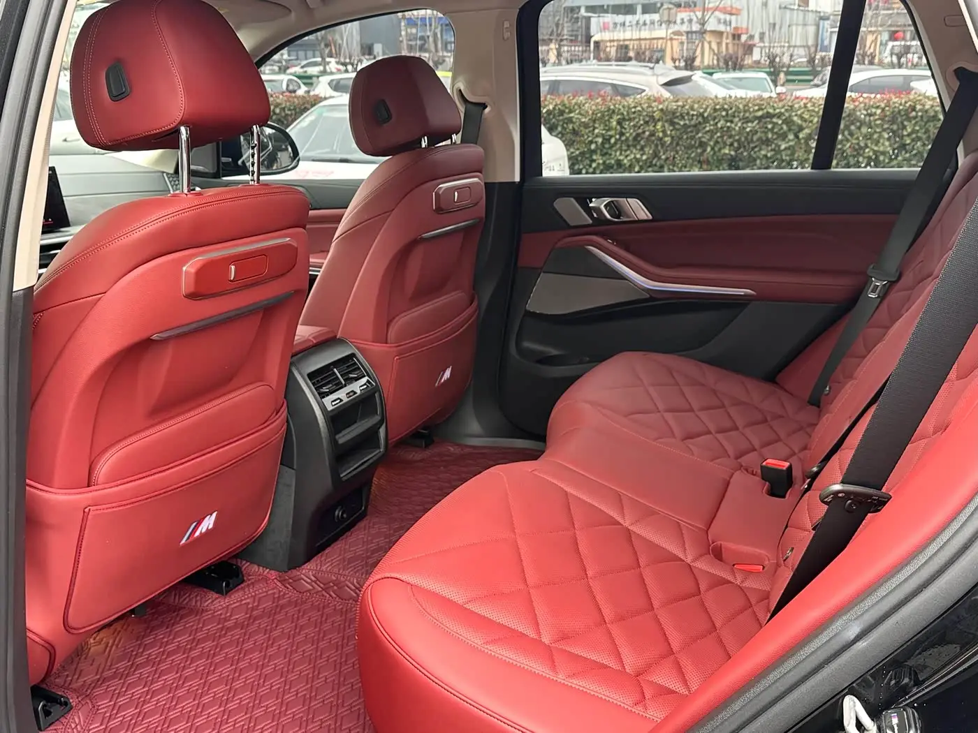 BMW X5 2025 — Photo 7/13