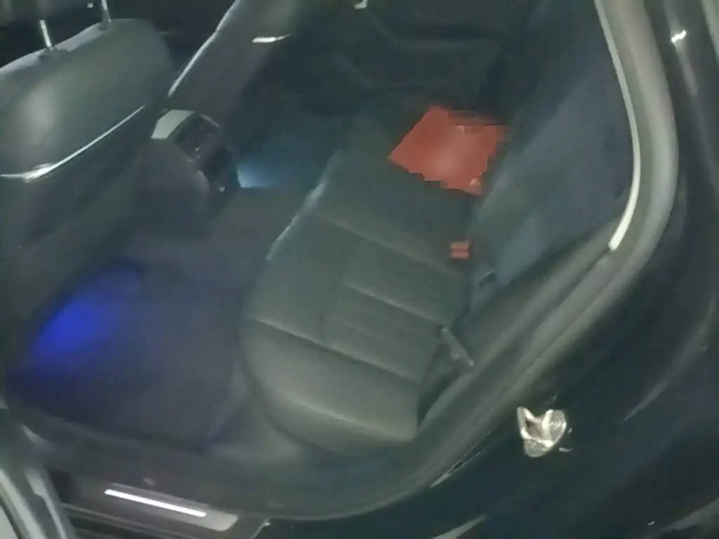 Audi A6L 2021 — Şəkil 17/20