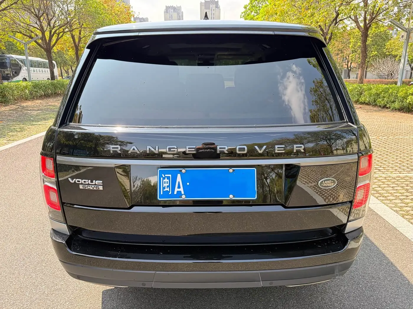 Land Rover Range Rover 2019 — Фото 4/16