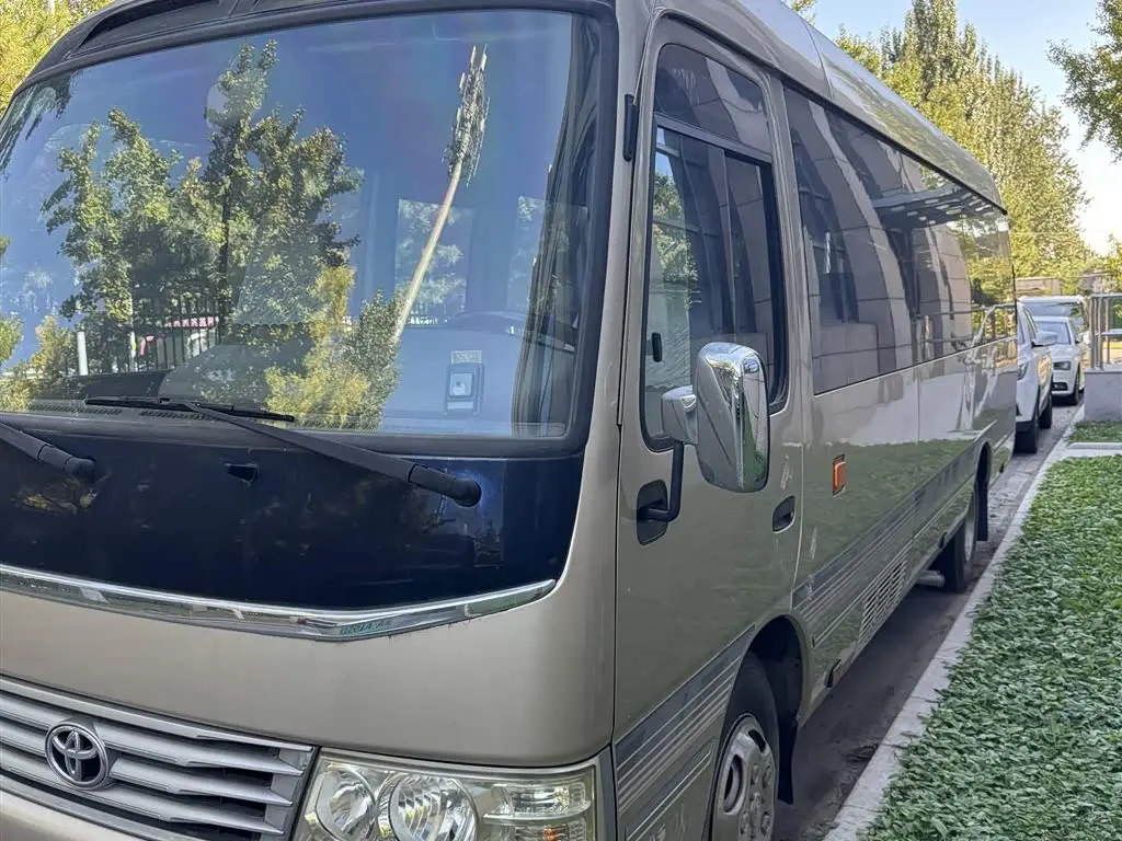 Toyota Coaster 2013 — Şəkil 2/20