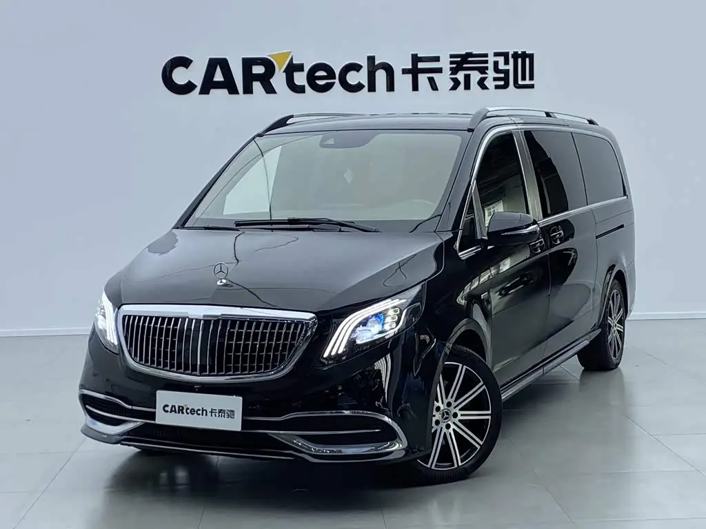 Mercedes-Benz V-Class 2022 — Фото 1/20
