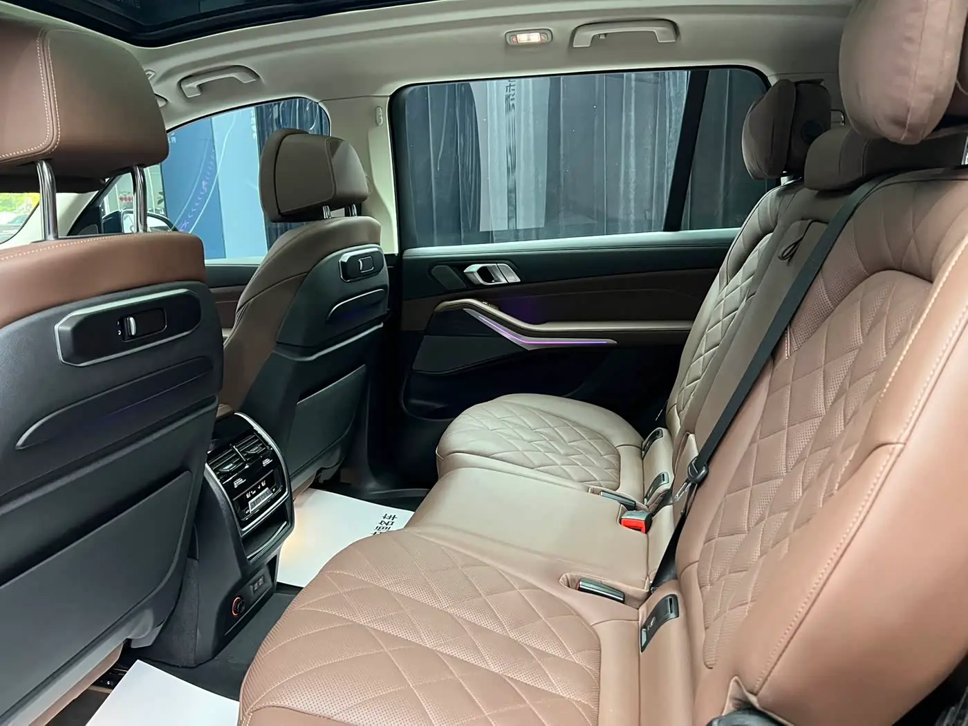 BMW X7 2023 — Photo 9/13