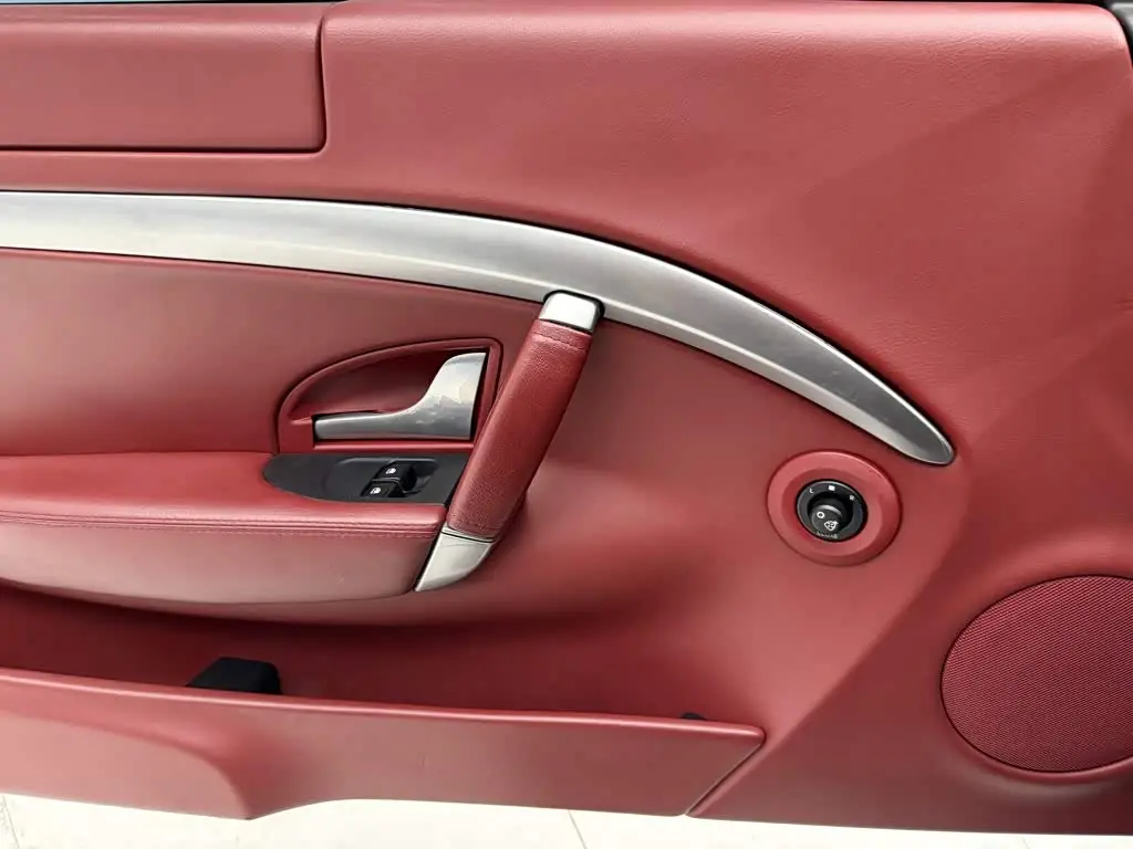 Maserati GranTurismo 2014 — Фото 16/20