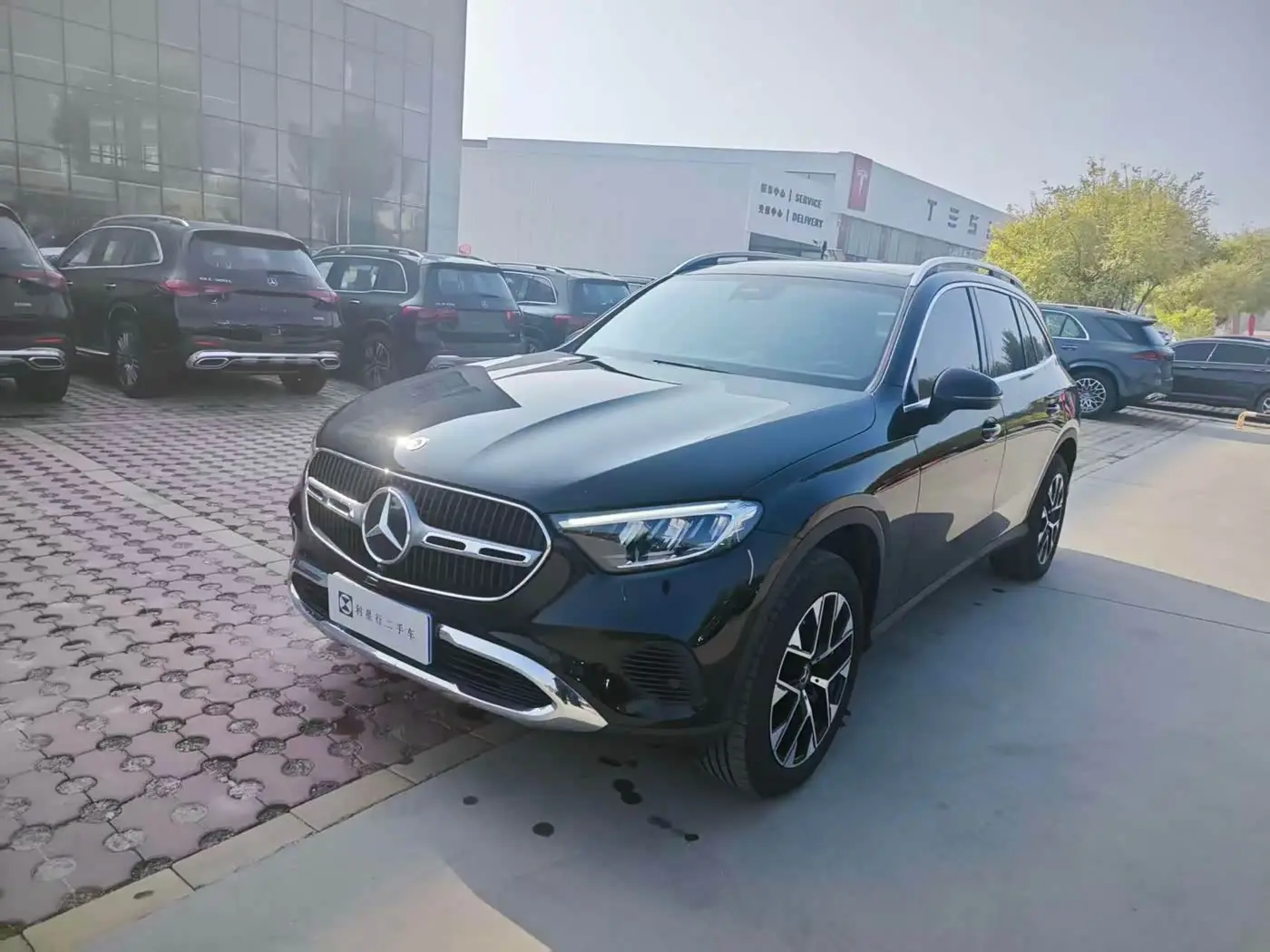Mercedes-Benz GLC 2023 — Şəkil 1/9
