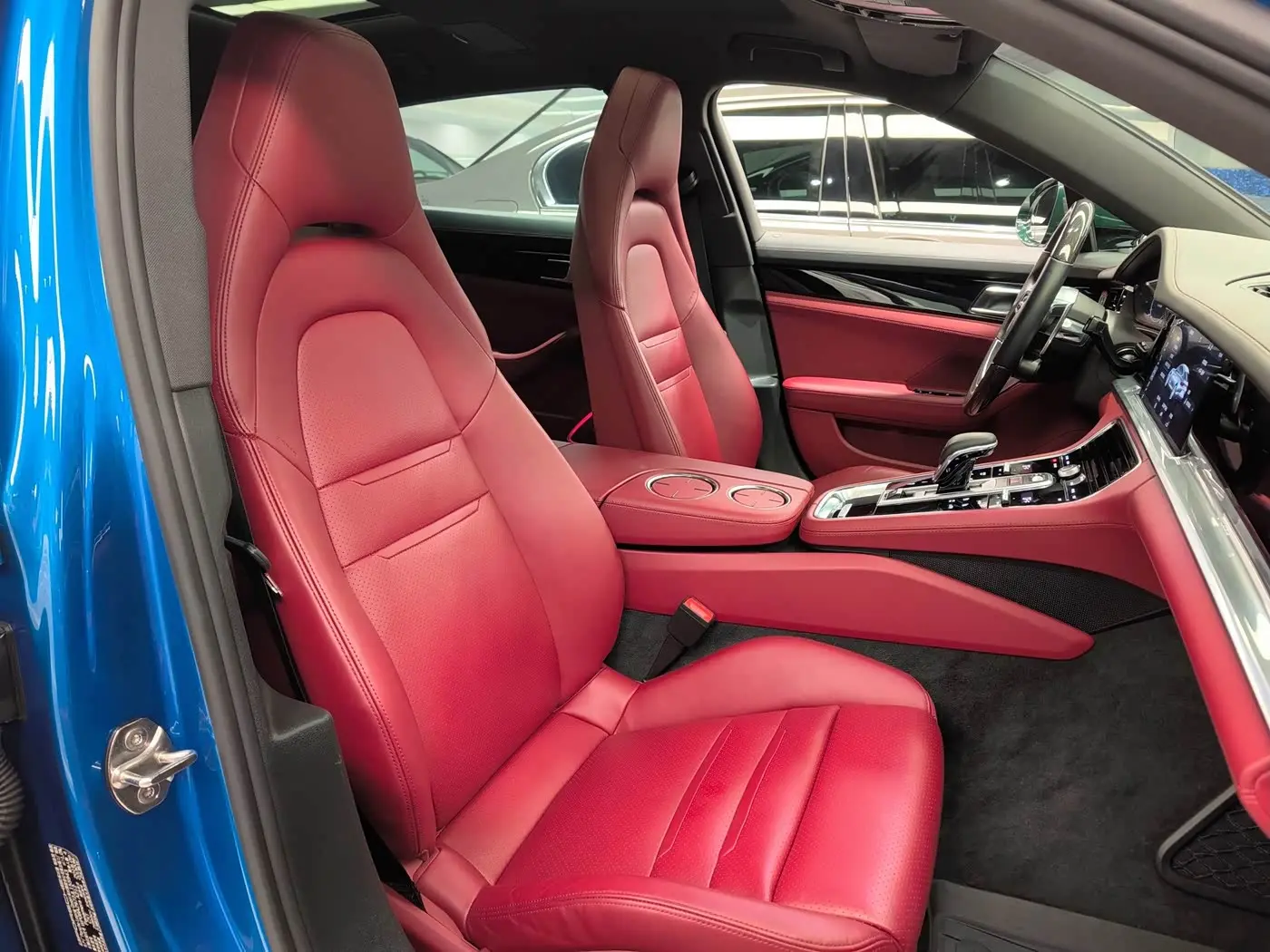 Porsche Panamera 2018 — Photo 17/20