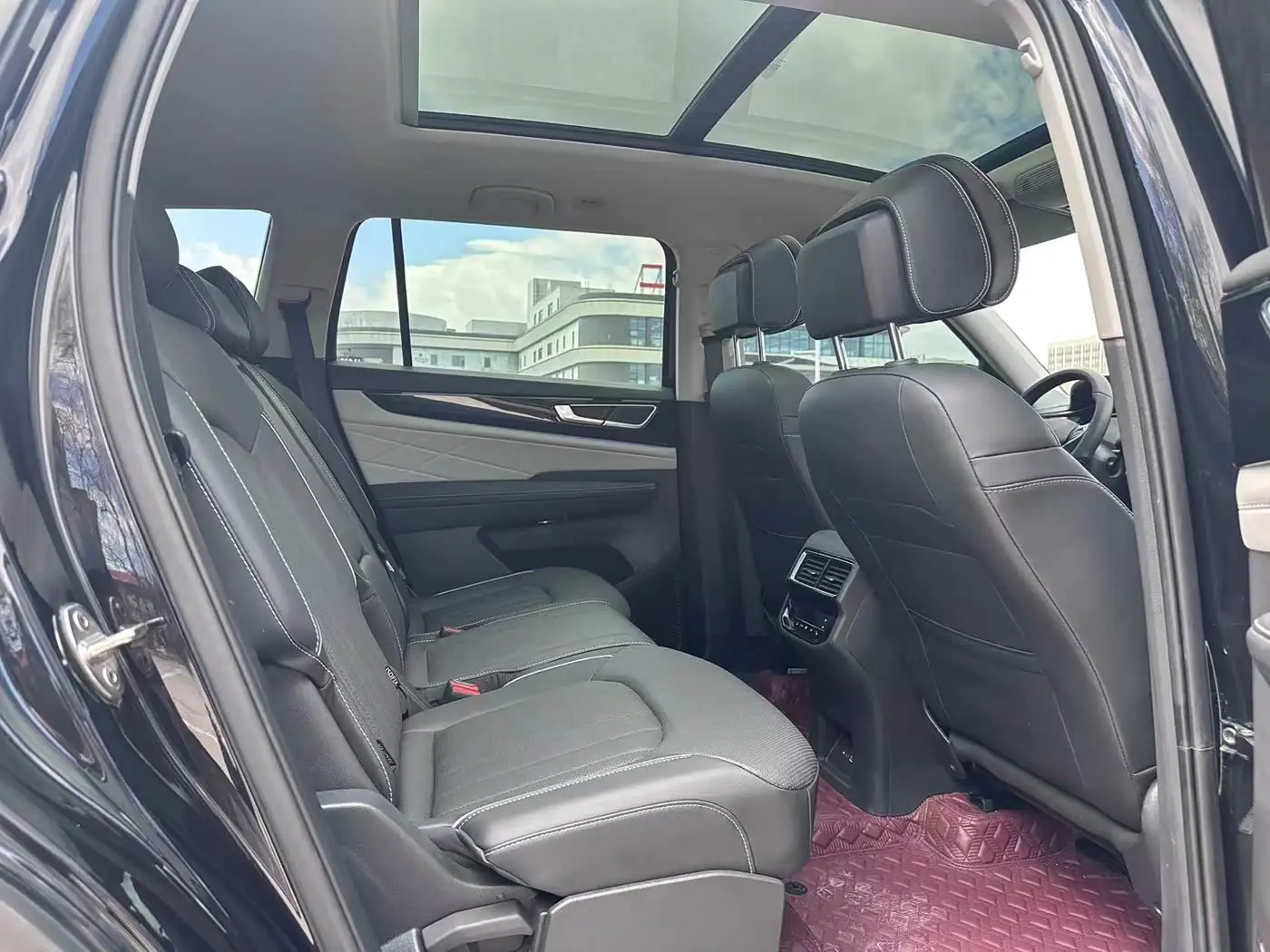 Volkswagen Teramont 2022 — Photo 12/17
