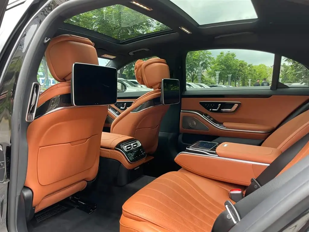 Mercedes-Benz S-Class 2022 — Photo 13/20