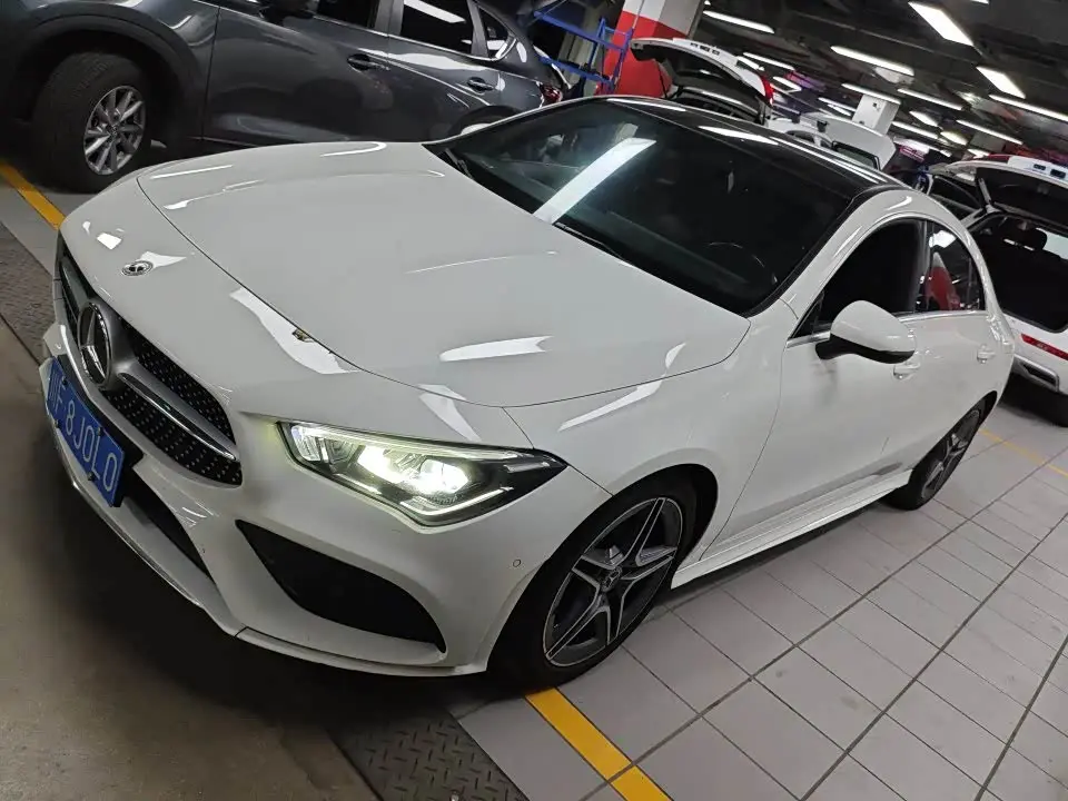 Mercedes-Benz CLA 2021 — Фото 1/1